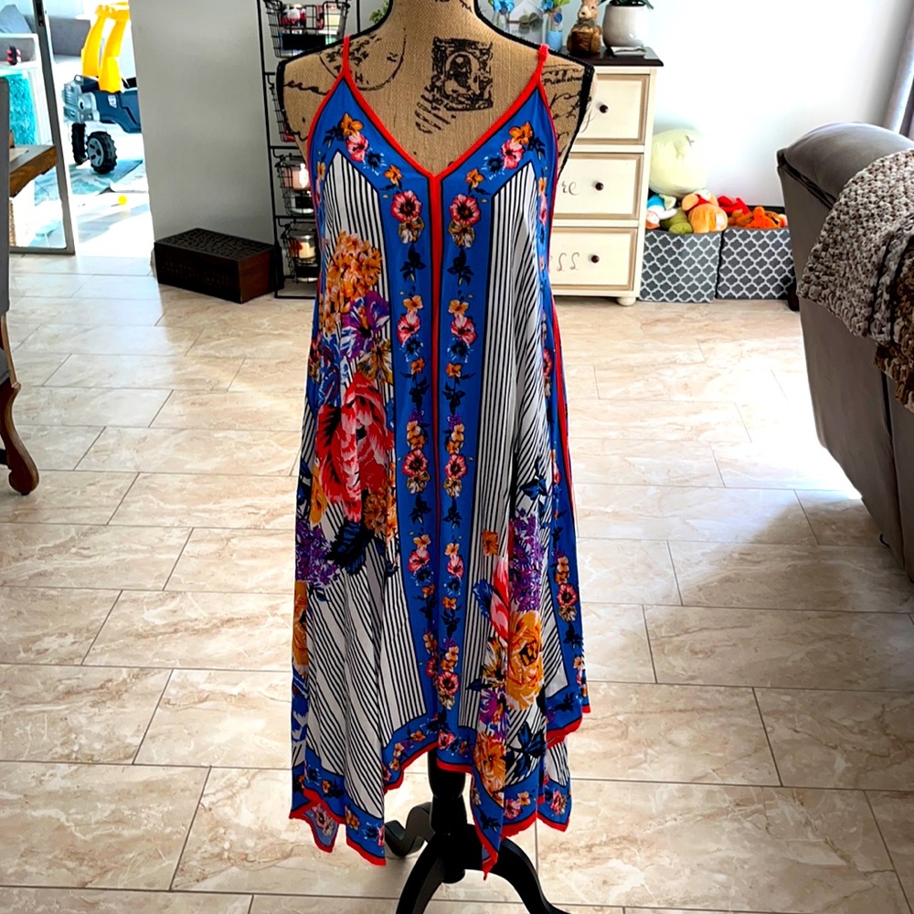 Flying tomato dress